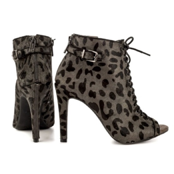 Jessica Simpson Women’s Heels Open Toe Y2K Leopard Print Booties Size 7 - Picture 1 of 8